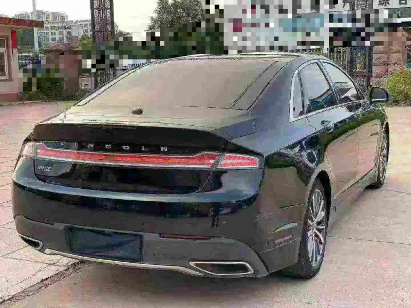 青岛17年林肯MKZ8