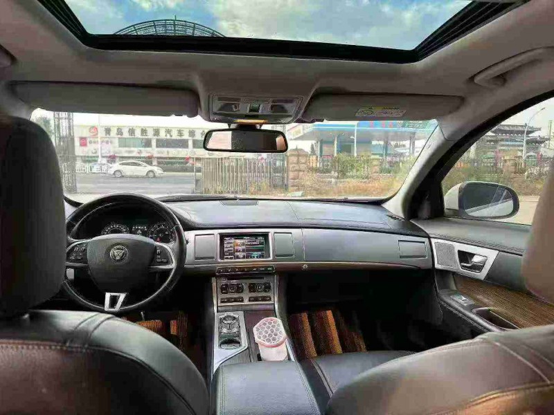 青岛15年捷豹XF6