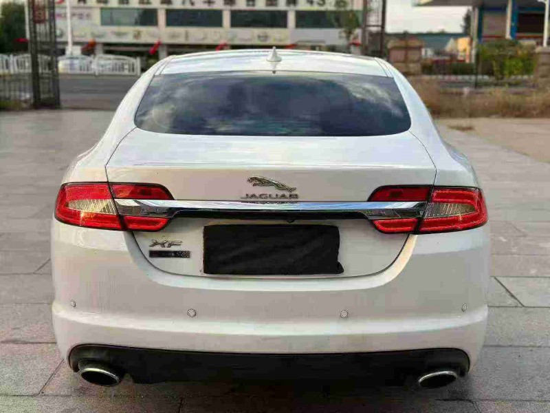 青岛15年捷豹XF9