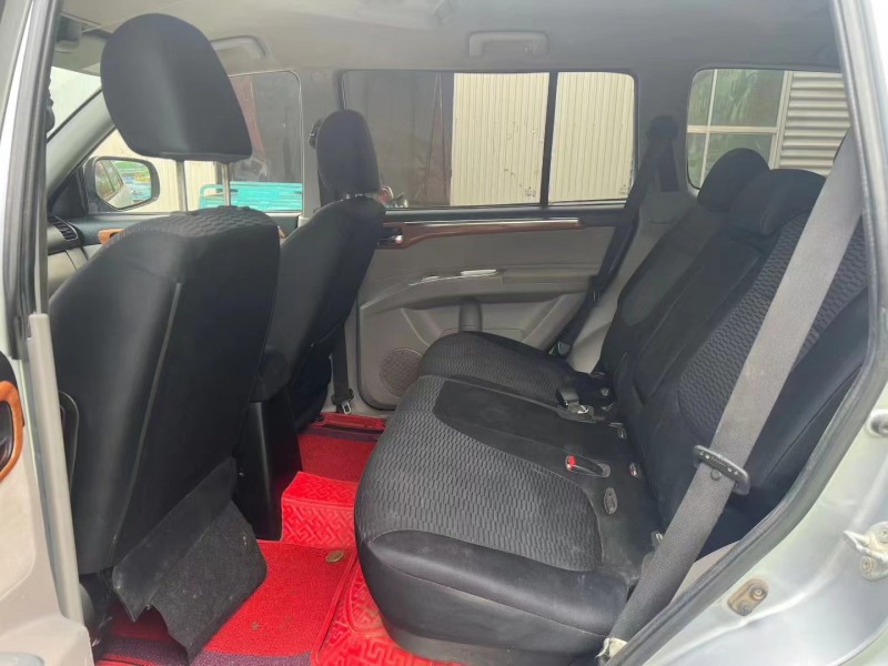 临沂12年三菱帕杰罗5