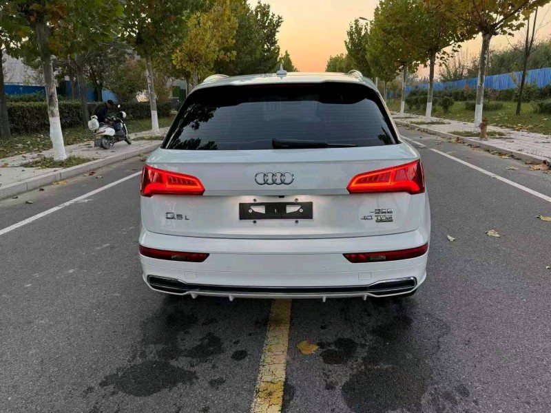 徐州20年奥迪Q55