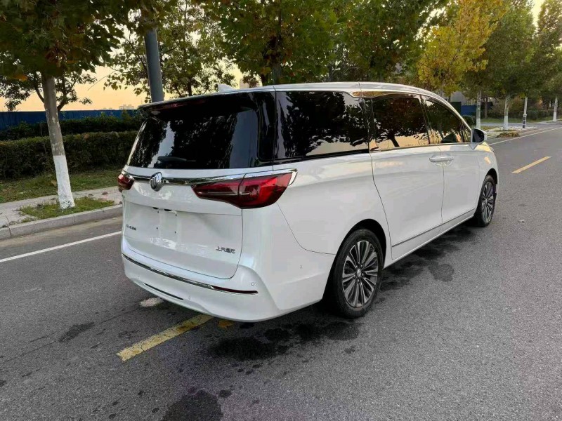 徐州21年别克GL84