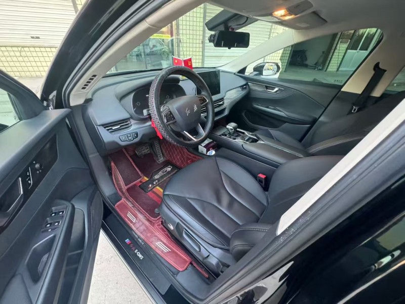 淄博23年红旗E-QM56