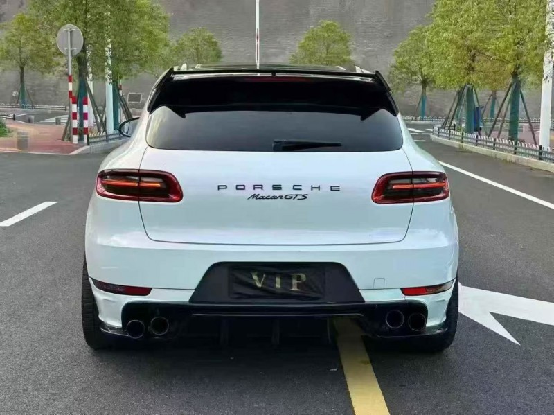 莆田17年保时捷Macan6