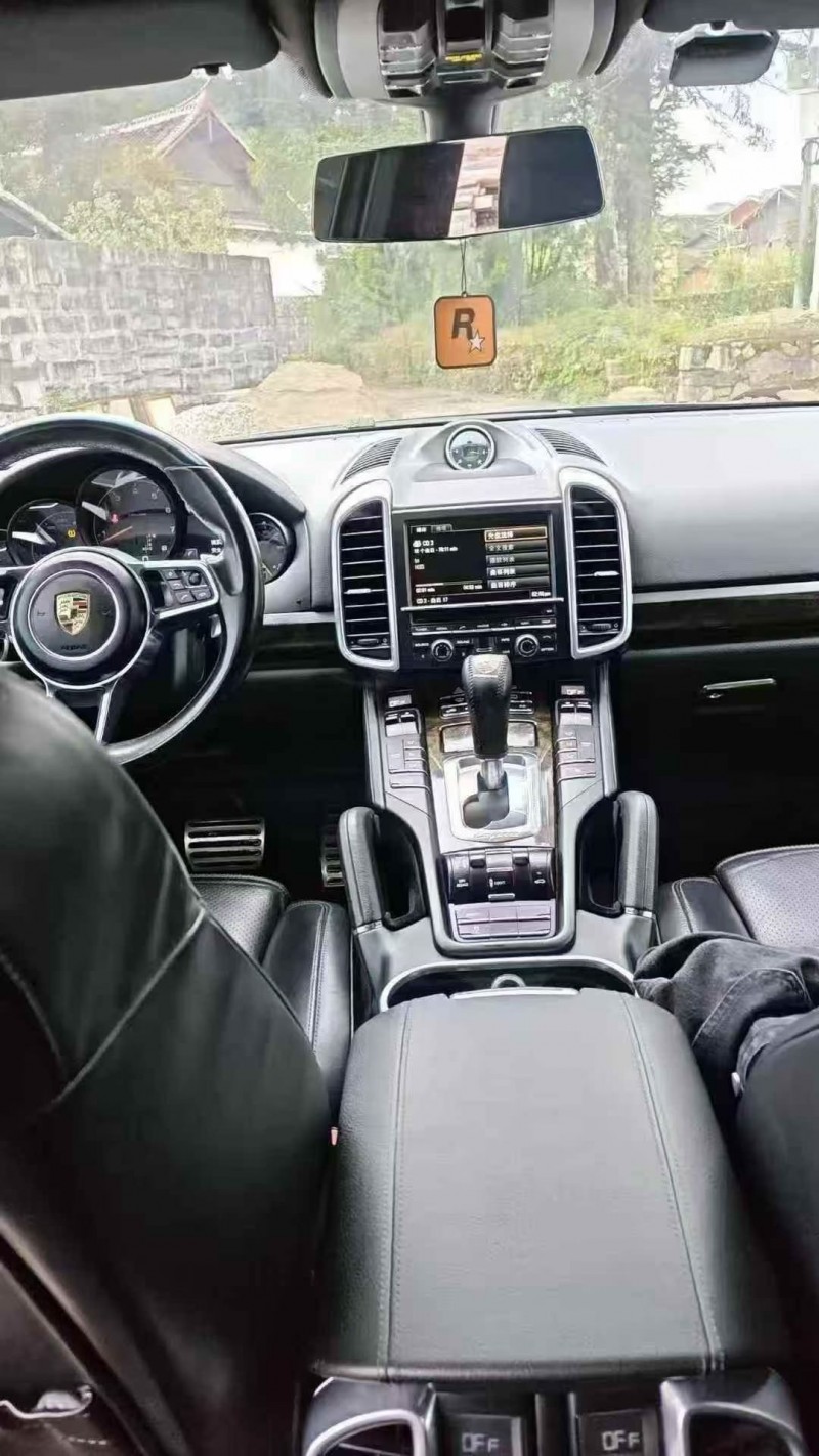 三明14年保时捷卡宴3