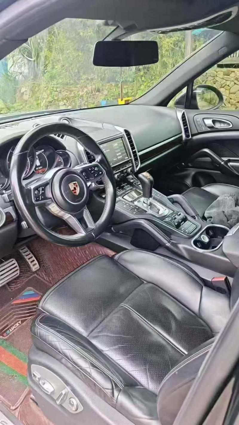 三明14年保时捷卡宴4