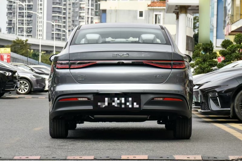 聊城25年比亚迪海豹6