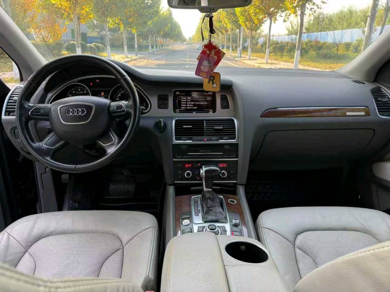 徐州12年奥迪Q78