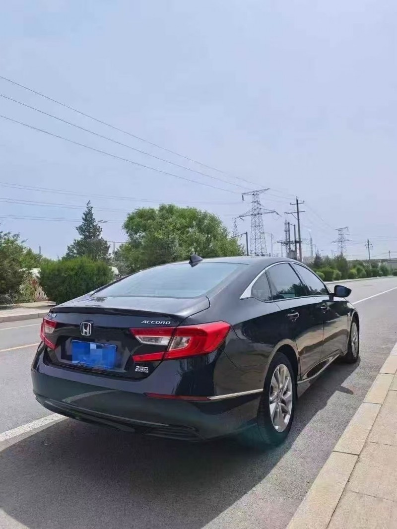 乌海19年本田雅阁7