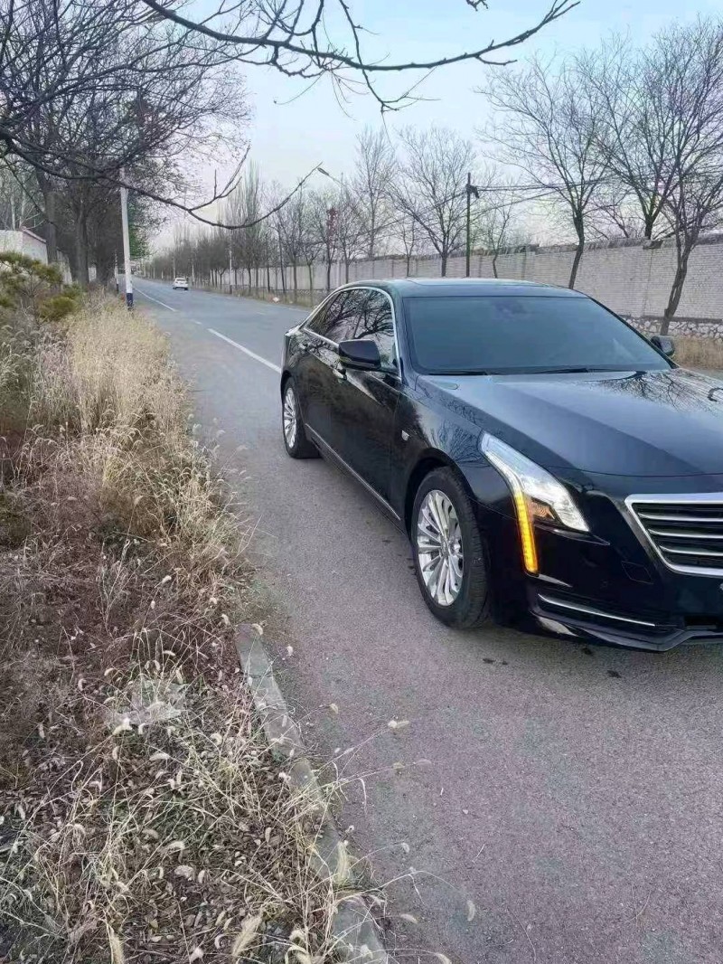 唐山18年凯迪拉克CT66