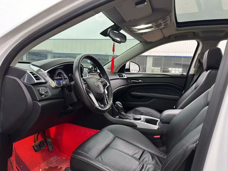 襄阳13年凯迪拉克SRX4