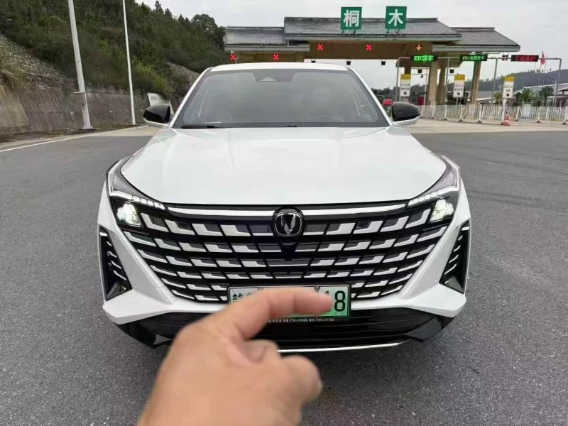 九江24年长安汽车UNI1