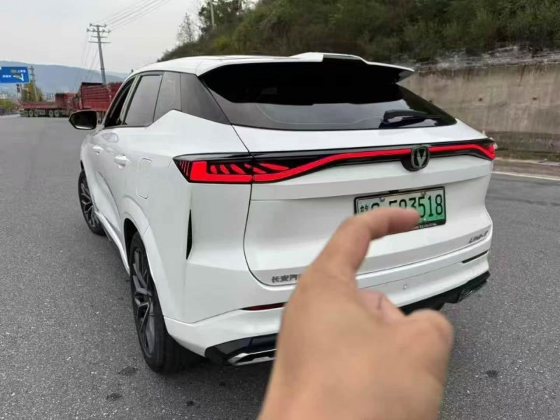 九江24年长安汽车UNI7