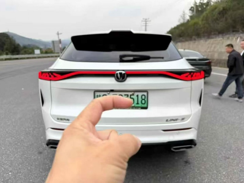 九江24年长安汽车UNI9