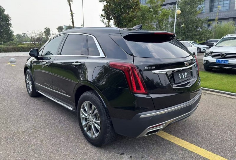 盐城20年凯迪拉克XT59