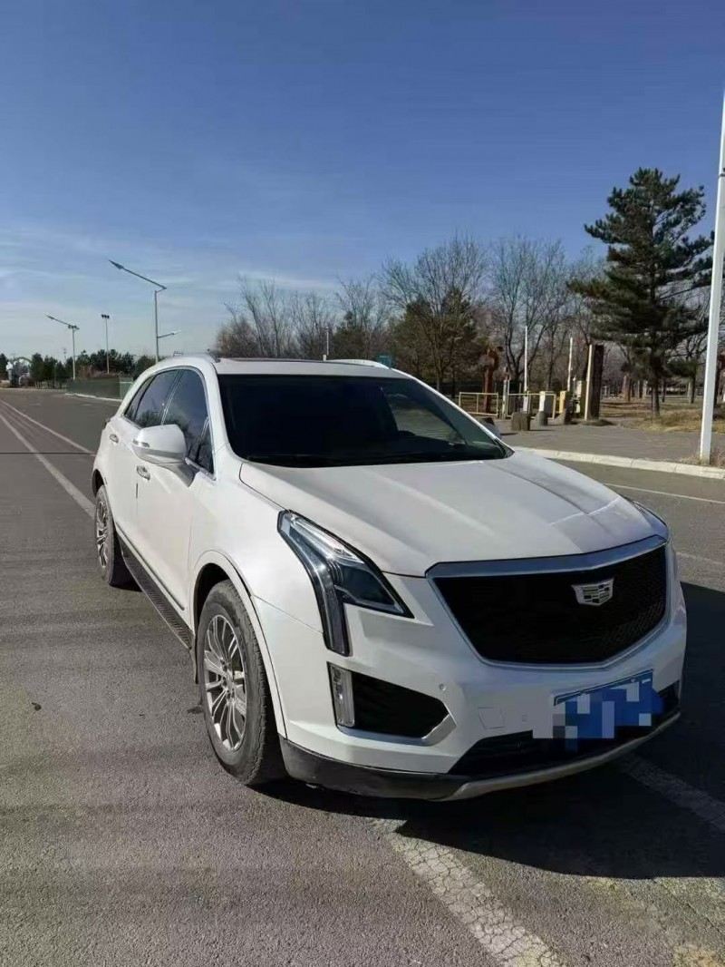 日照16年凯迪拉克XT52