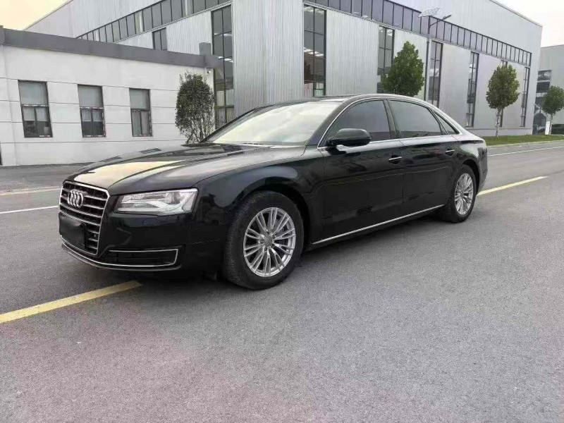 徐州16年奥迪A8L3