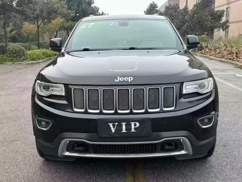 孝感14年Jeep大切诺基1