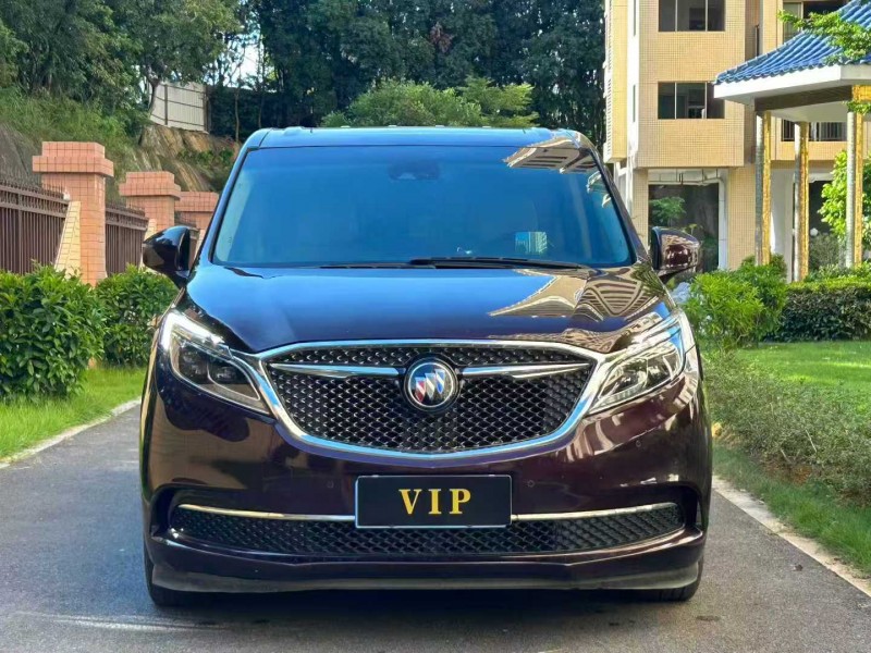 东莞17年别克GL81