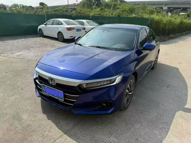 汕头22年本田雅阁7