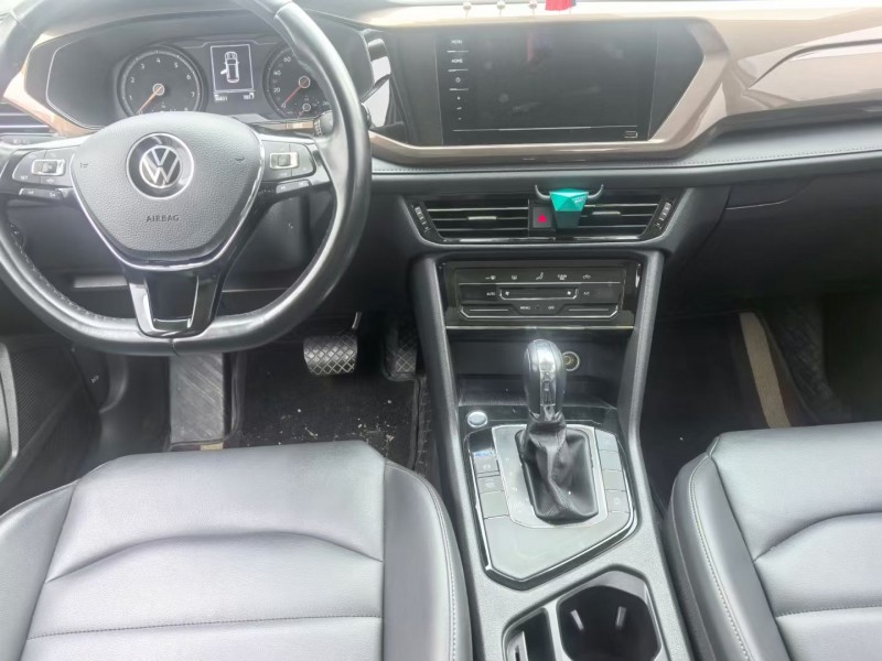 岳阳21年大众途岳4