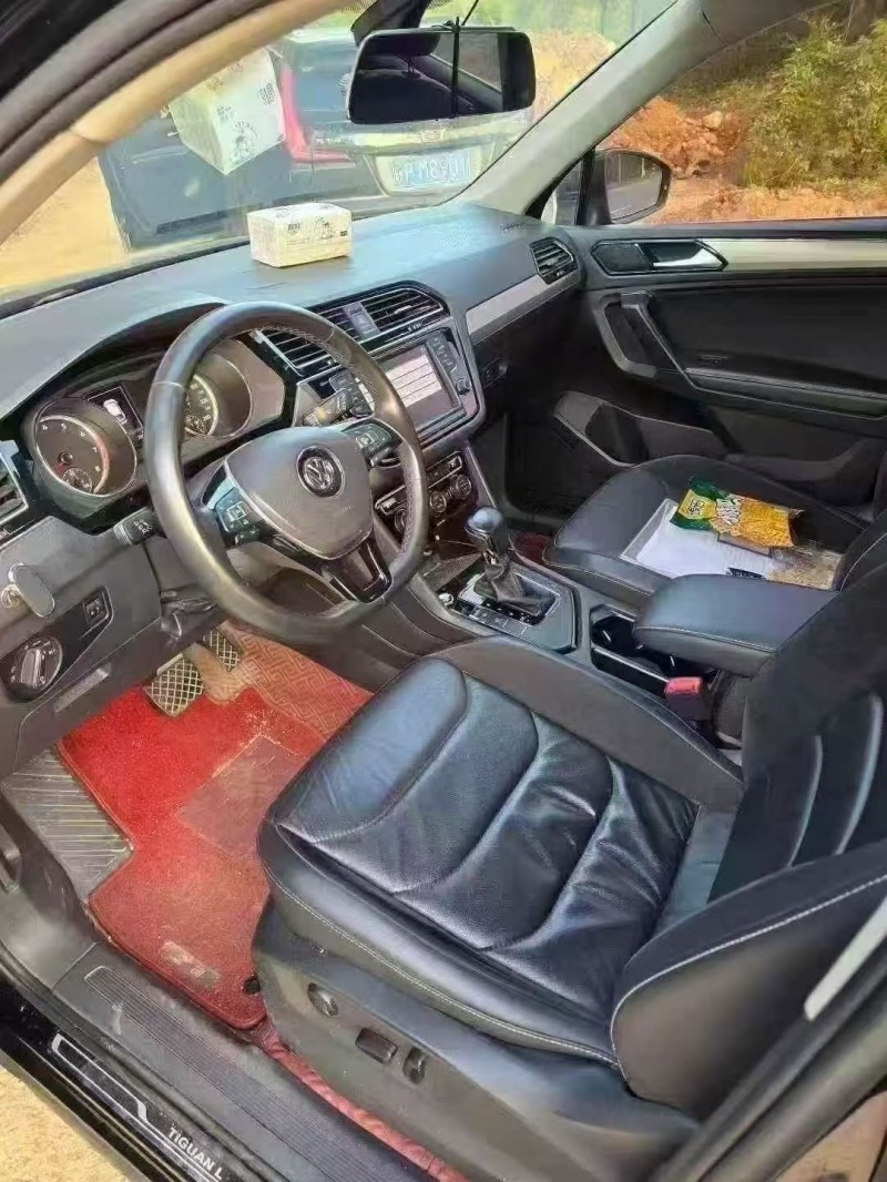 湖州18年大众途观5