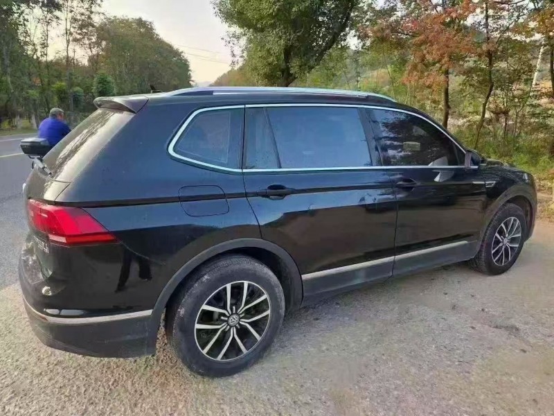 湖州18年大众途观7