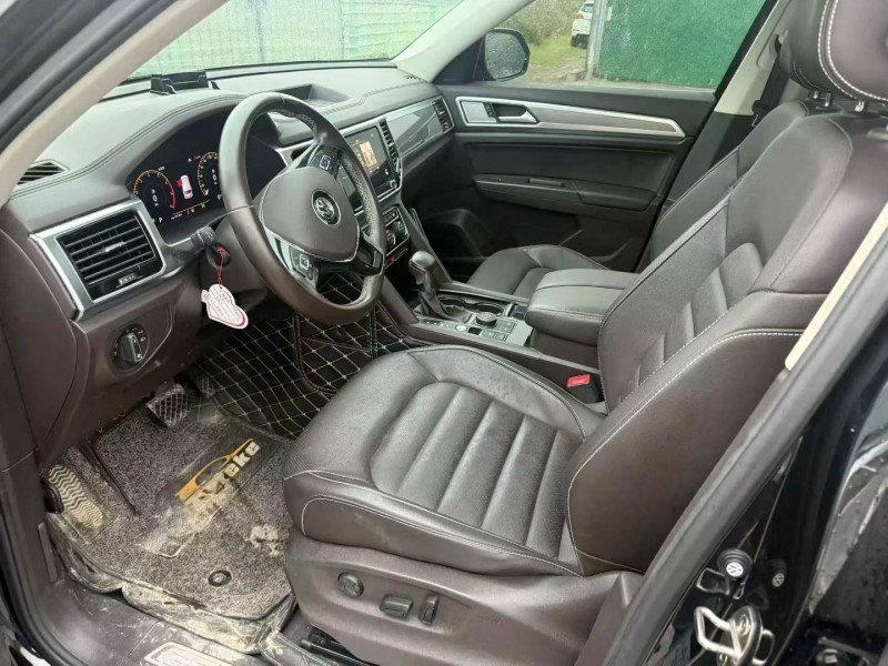 广州20年大众途昂4