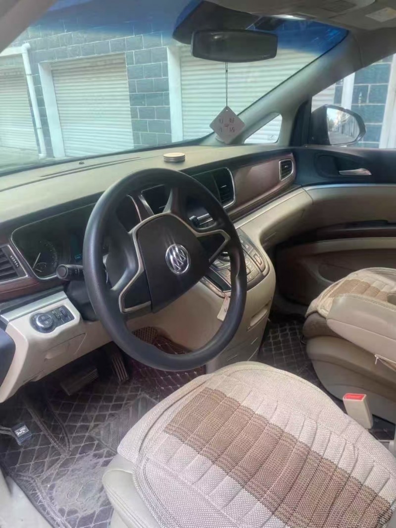 济南16年别克GL88