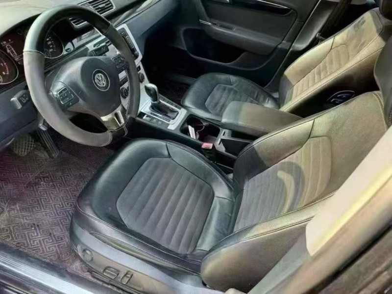 济南14年大众迈腾6