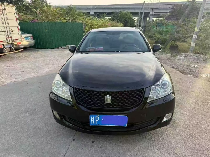 汕头10年丰田皇冠1