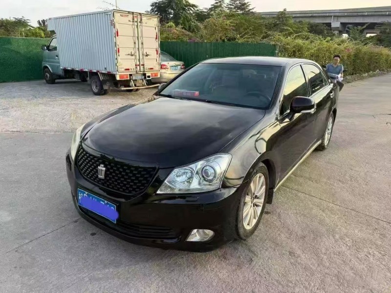 汕头10年丰田皇冠3