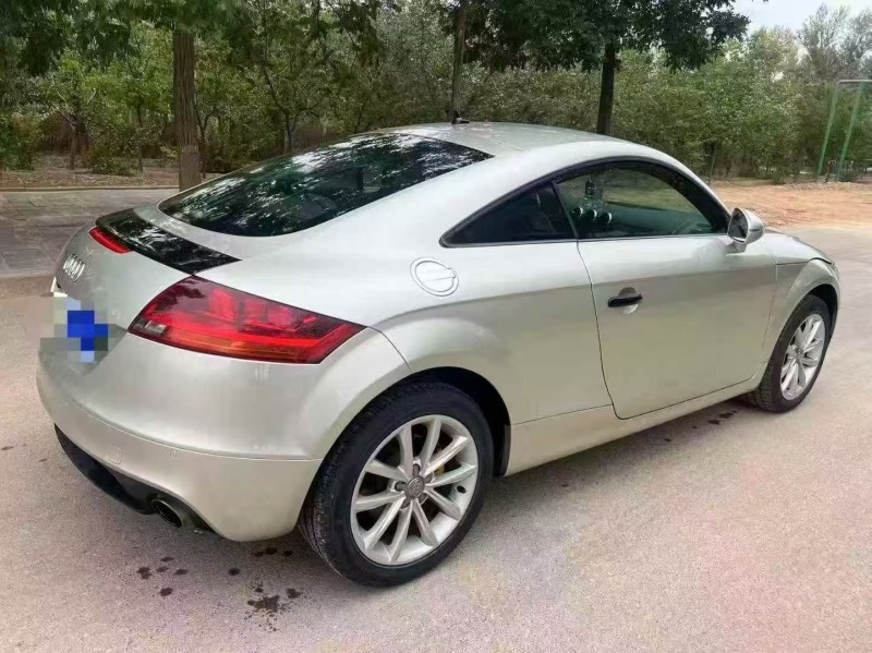 绍兴12年奥迪TT9