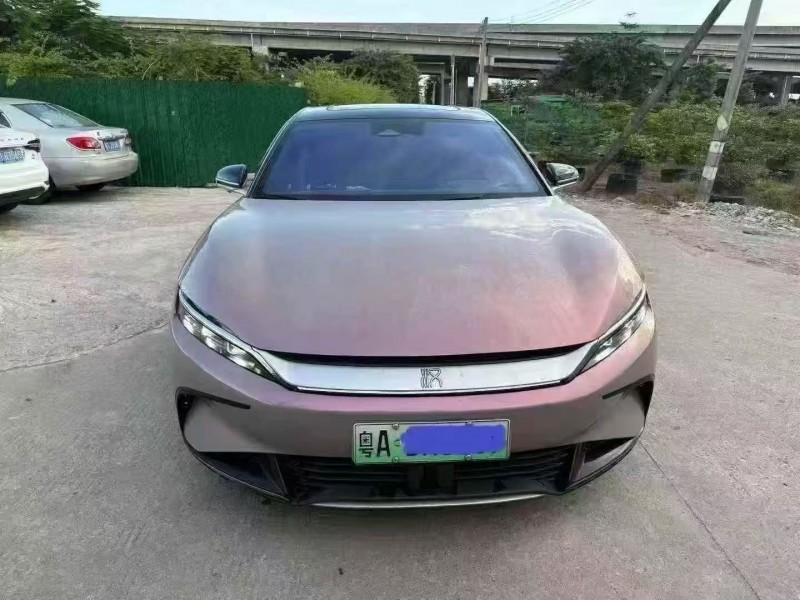 汕头23年比亚迪汉1