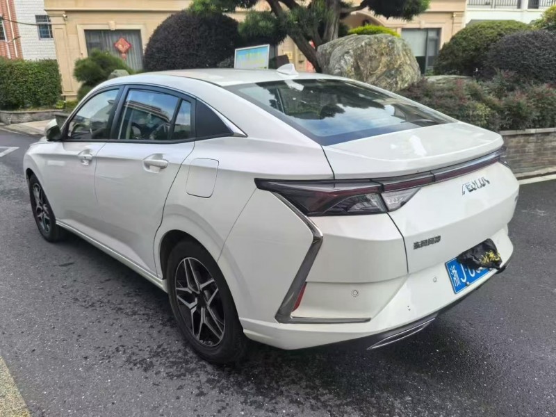 嘉兴21年东风奕炫8