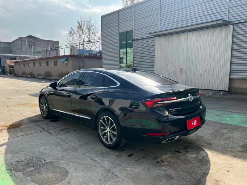 临沂21年别克君威7