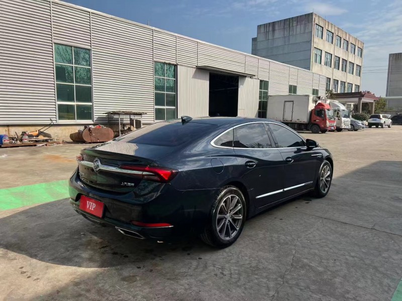 临沂21年别克君威8