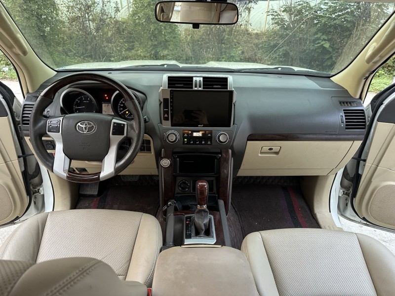 徐州17年丰田普拉多7