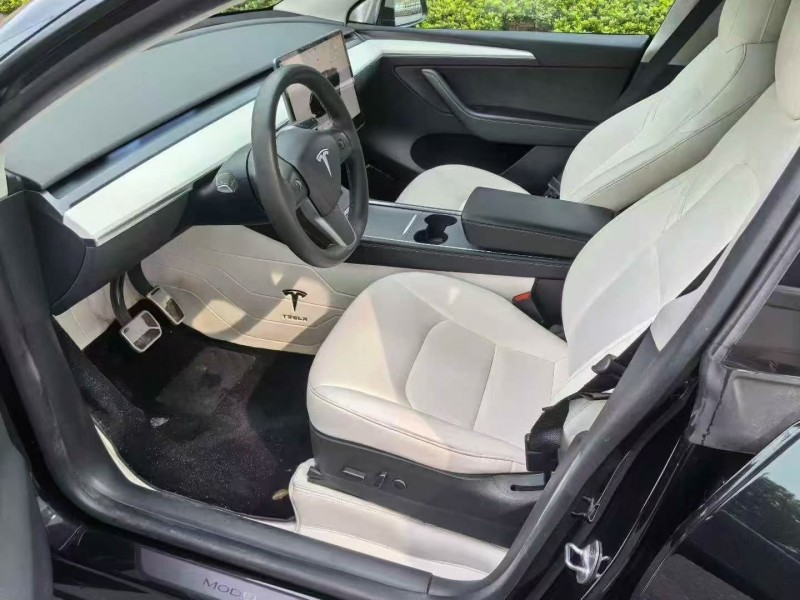 绍兴22年特斯拉MODEL Y3