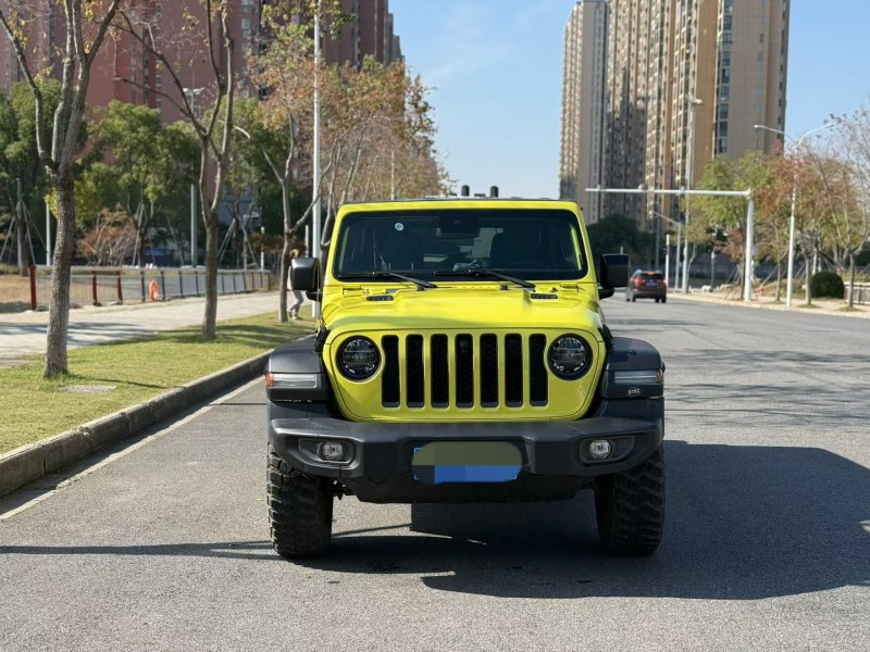 武汉25年Jeep牧马人1