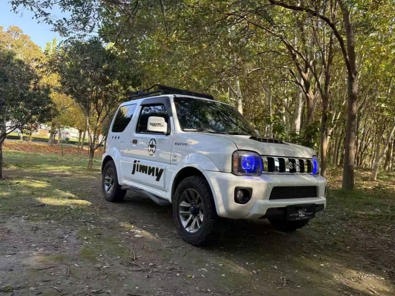 淄博17年铃木吉姆尼2