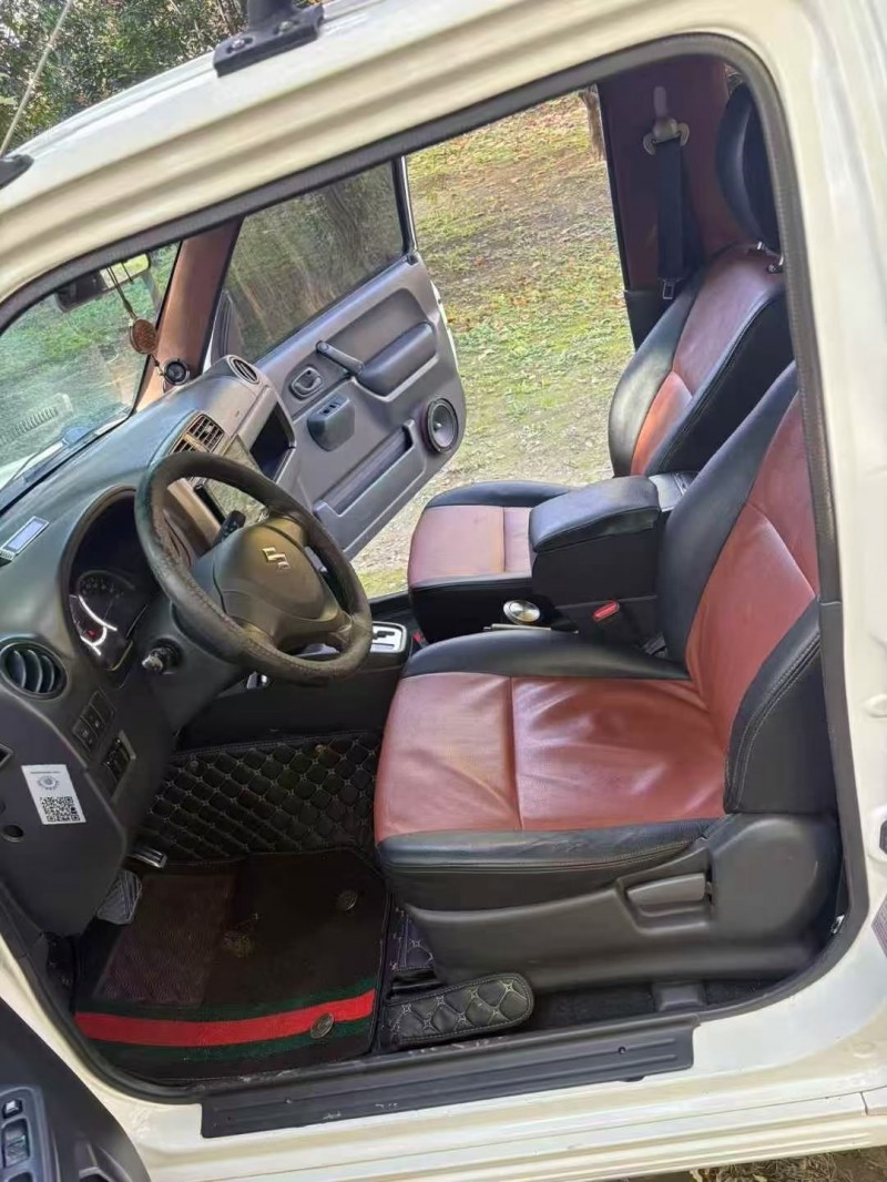 淄博17年铃木吉姆尼5