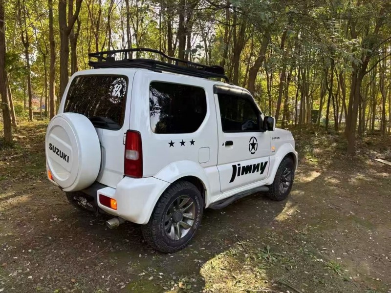 淄博17年铃木吉姆尼6