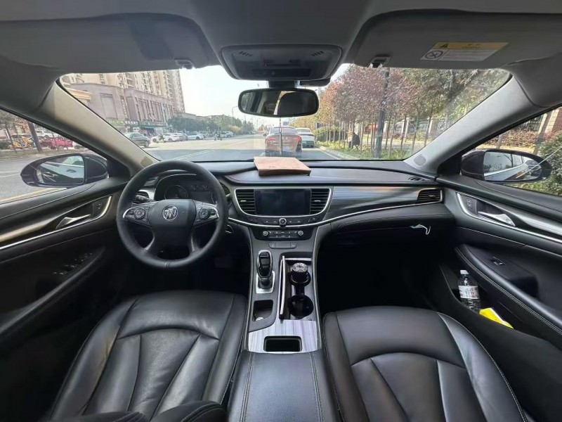 苏州21年别克君越4