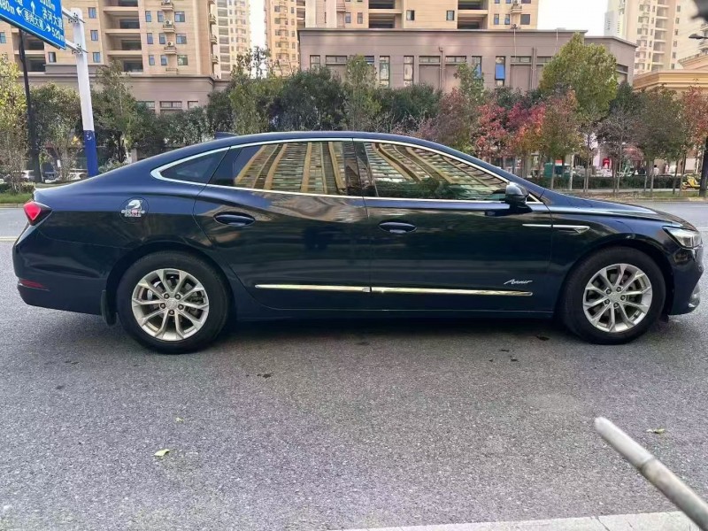 苏州21年别克君越8