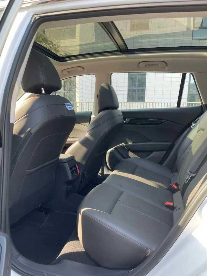 佛山23年东风奕炫6