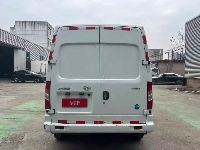 枣庄21年大通V809