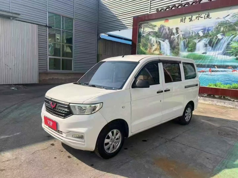 临沂21年五菱汽车宏光3