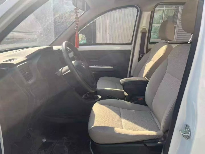 临沂21年五菱汽车宏光6