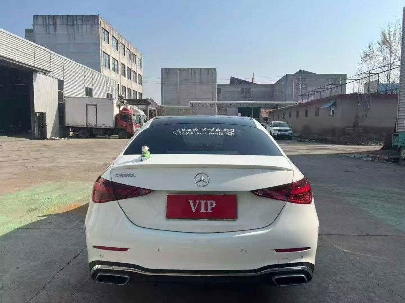 东营23年奔驰C8